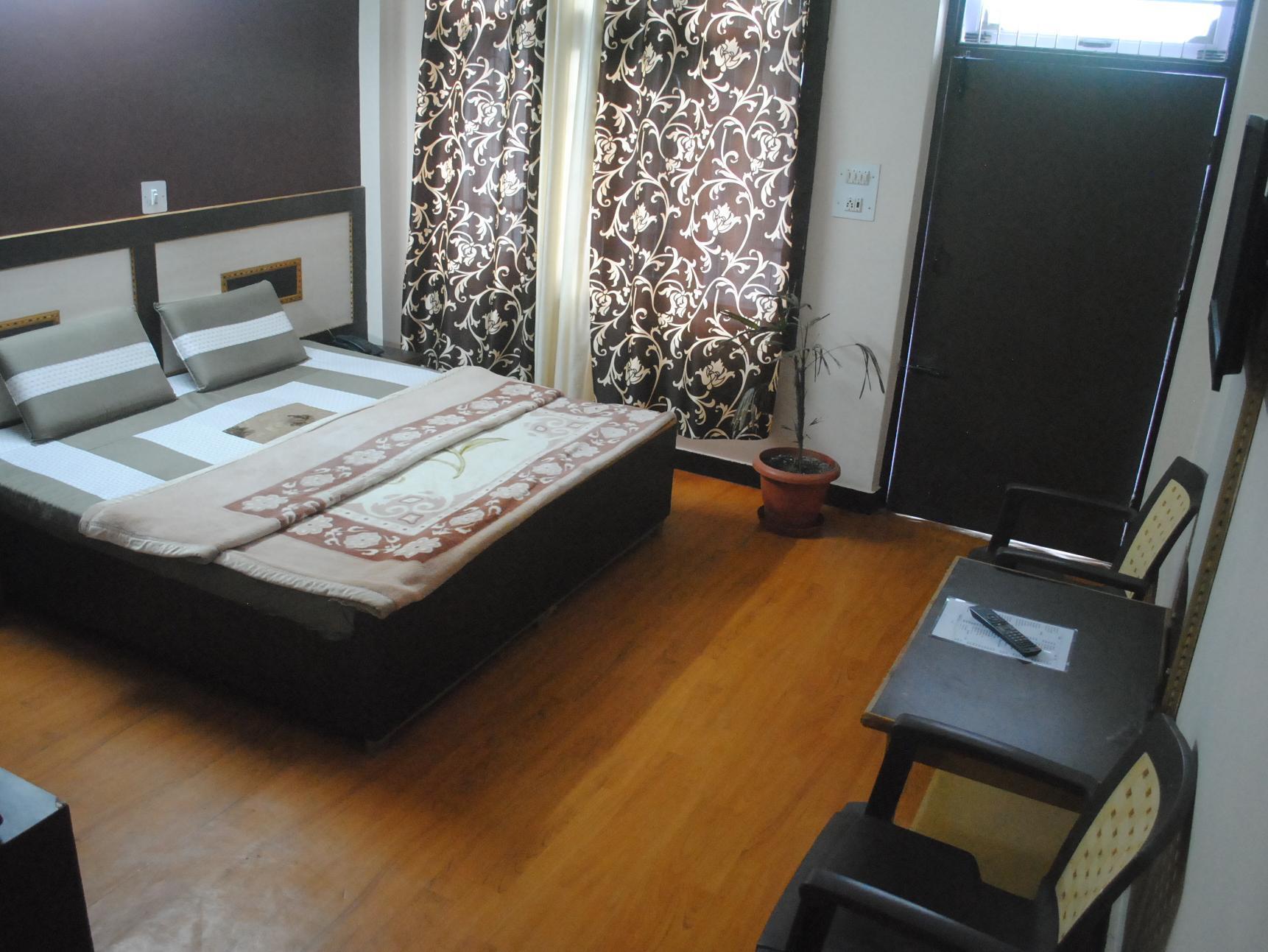 Dharamkot Inn Dharamshala Esterno foto