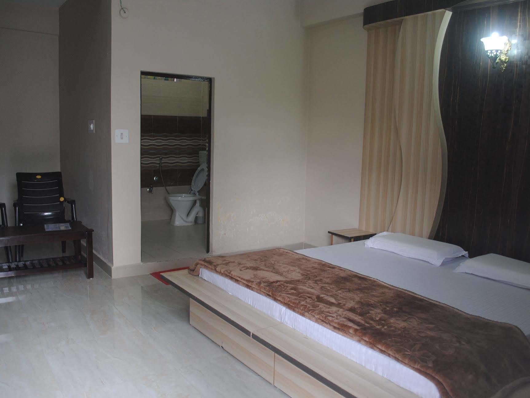 Dharamkot Inn Dharamshala Esterno foto