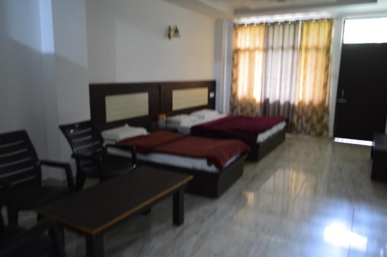 Dharamkot Inn Dharamshala Esterno foto